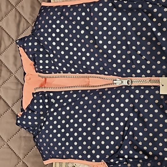 Gap Vest - Picture 3 of 17